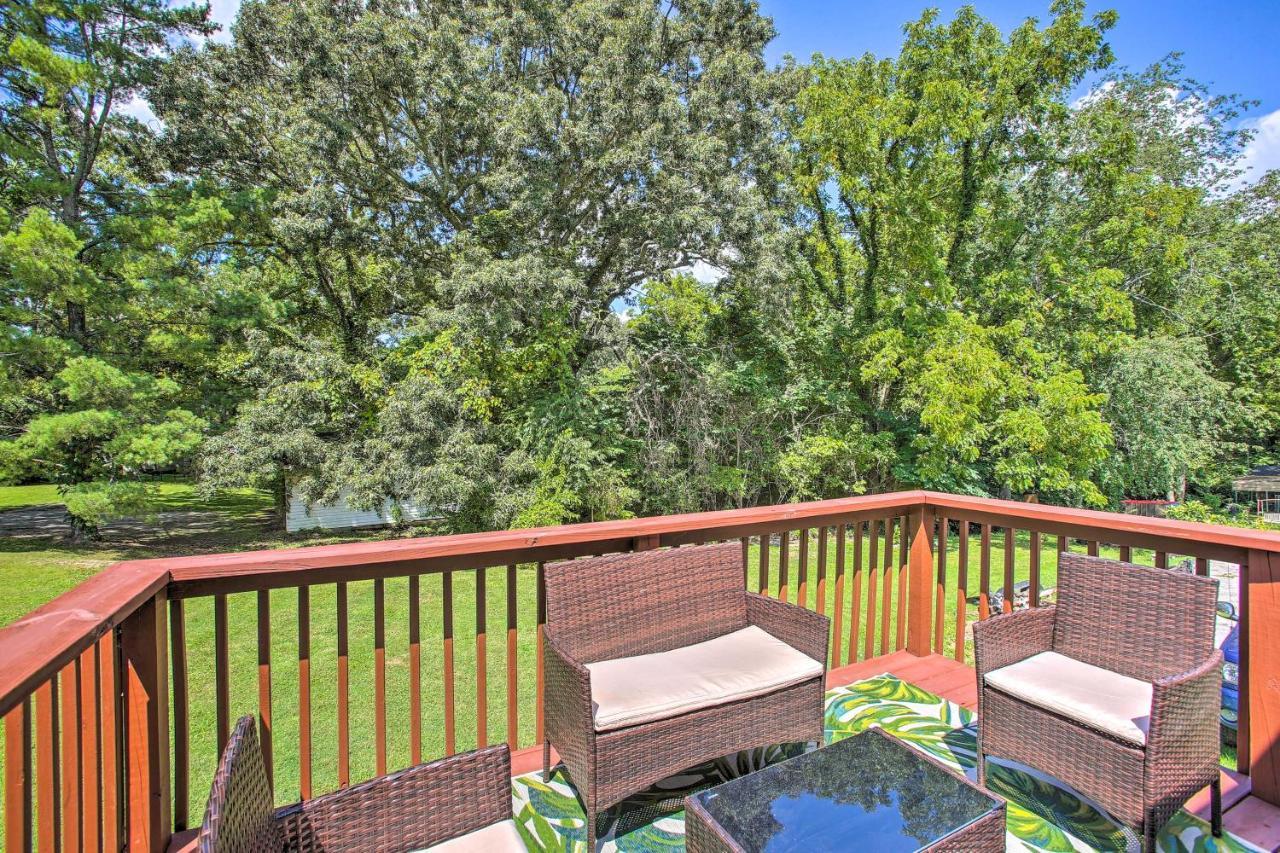 Villa Charming Springfield Escape With Furnished Deck Esterno foto